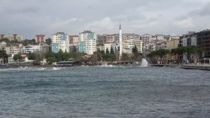 Çanakkale Boğazı Fırtına Nedeniyle Kapatıldı