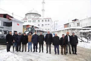 Canik’te Karla Mücadele Çalışmaları Sürüyor