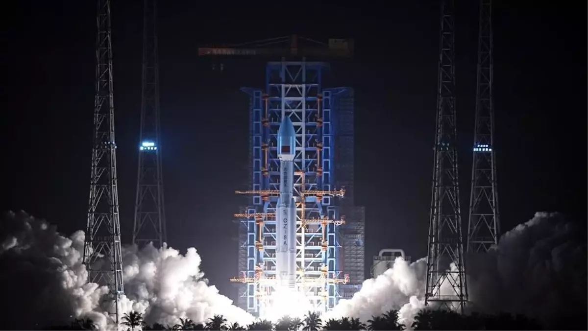 Çin, Yeni İnternet Uydularını Uzaya Gönderdi