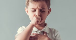 Çocuklarda geçmeyen öksürüğün nedeni bu olabilir!