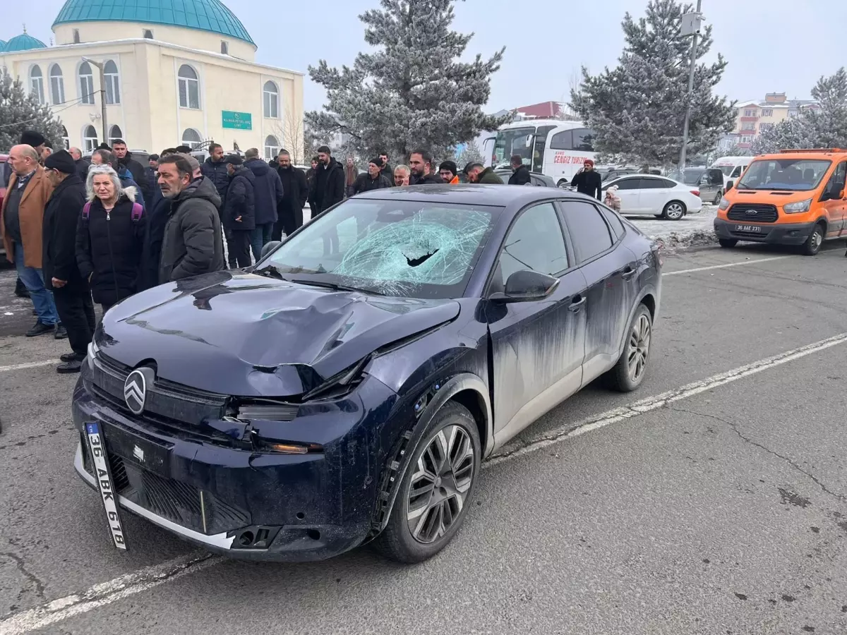 Cuma Namazına Giden Yaşlı Adam, Otomobilin Çarpmasıyla Hayatını Kaybetti
