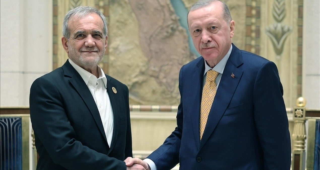 Cumhurbaşkanı Erdoğan, İran Cumhurbaşkanı Pezeşkiyan görüştü