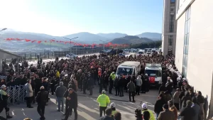 DEAŞ operasyonunda şehit olan 3 polis için Yalova’da tören