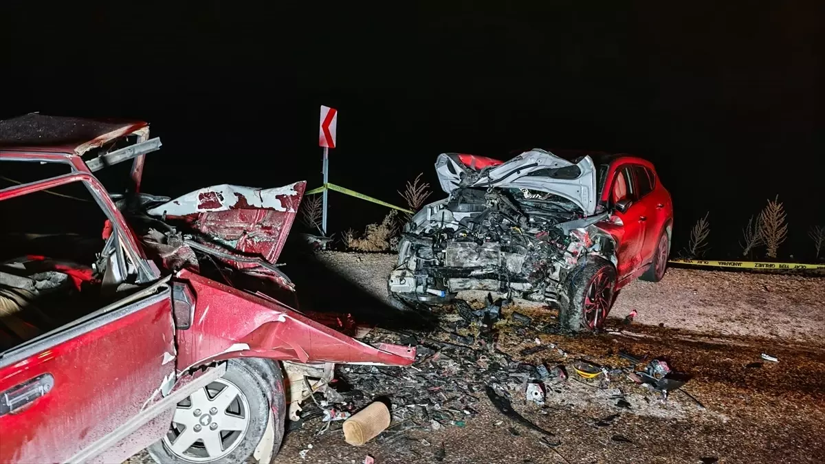 Demirci’de Aile Faciası: 3 Kişi Hayatını Kaybetti