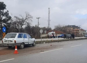Denizli’nin Çivril ilçesinde trafik kazasında yaralanan kişi hastanede öldü