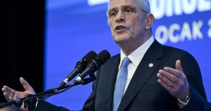 Dervişoğlu tüm delegelerin oylarıyla yeniden genel başkan seçildi