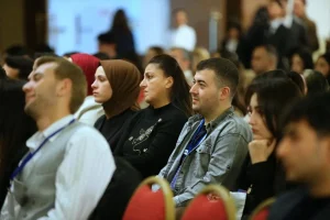 Dijital Dünyada Güvenli Kalmak Zirvesi