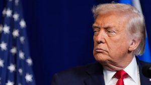 Donald Trump: Maduro ve eşini yakaladık