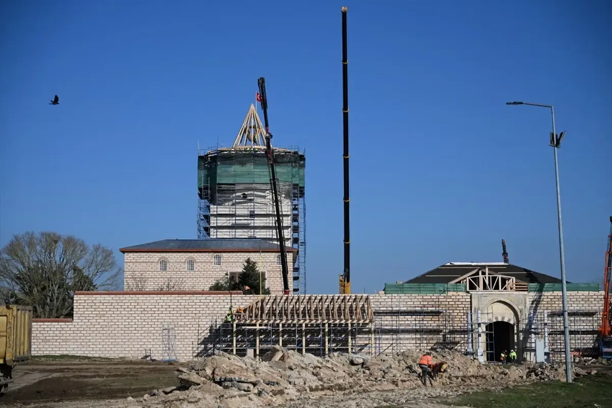 Edirne Sarayı’nda İhya Çalışmaları Devam Ediyor