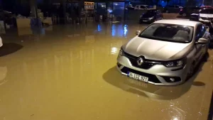 Edirne ve Kırklareli’de Sağanak Yağış