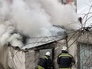 Edirne’de Depo Yangını Söndürüldü