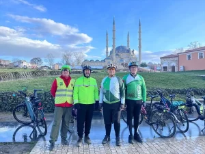 Edirne’de Gençler Sabah Namazında Buluştu
