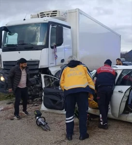 Eğirdir’de Trafik Kazası: 2 Ölü, 1 Yaralı