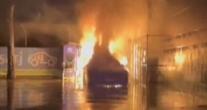 Elektrikli araçlarda göz ardı edilen tehlike: Şarjdayken alev aldı