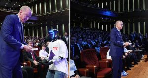 Erdoğan’a yeni kanalın açılış kumandasını bir robot verdi