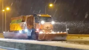 Erzincan’da Kar Yağışı Ulaşımı Zorluyor