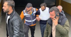 Eski belediye başkanı yardımcısını öldüren şahıs kan izleri sayesinde yakalandı