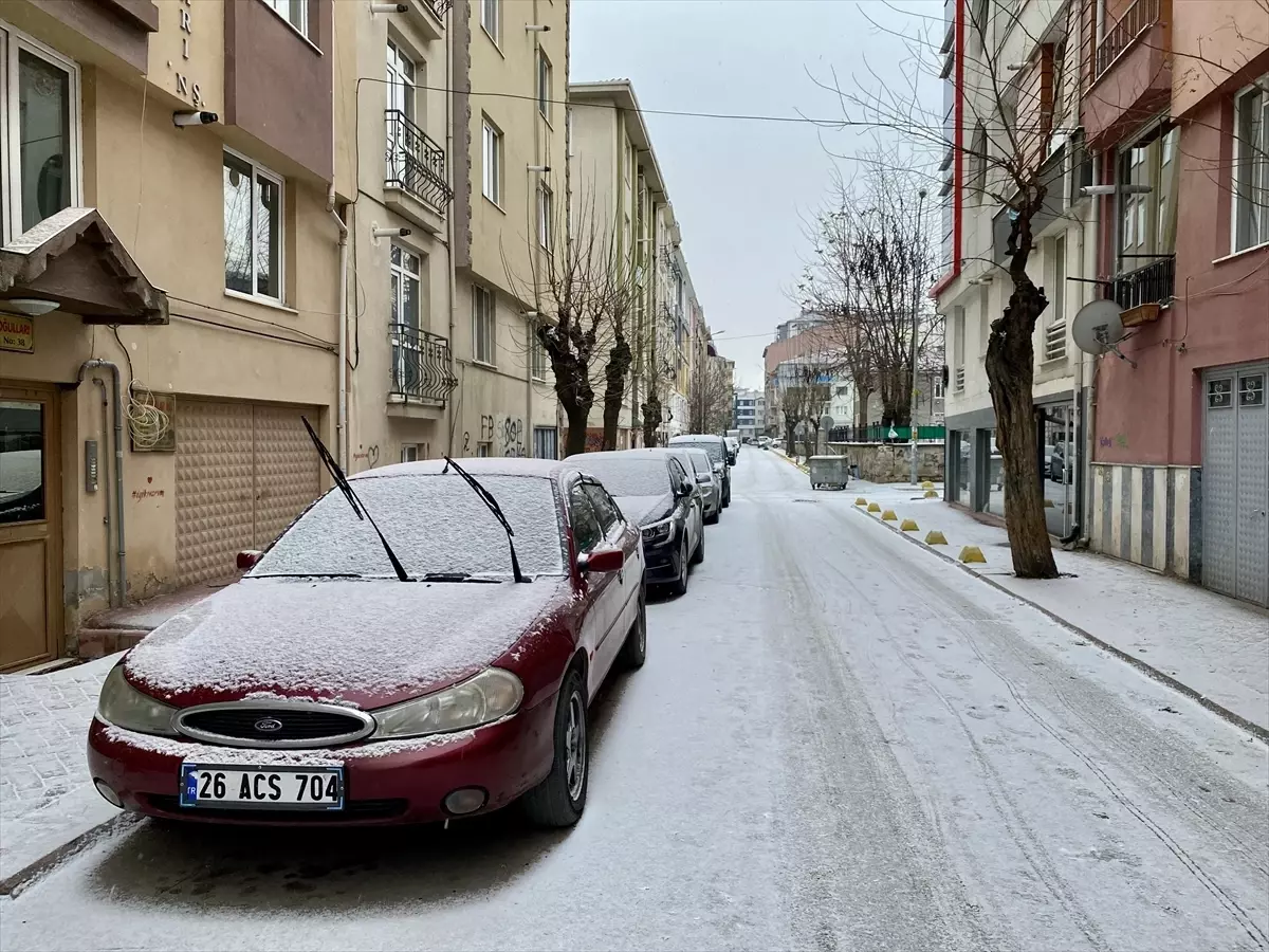 Eskişehir’de Kar Yağışı Etkili Oldu