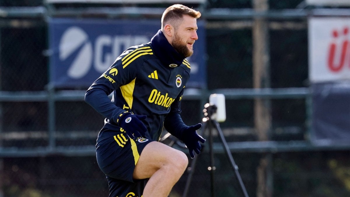 Fenerbahçe, Beyoğlu Yeni Çarşı maçı hazırlıklarını tamamladı