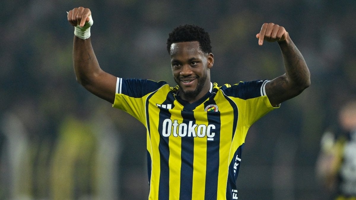 Fenerbahçe’de Jhon Duran gelişmesi: FCSB maçı kadrosundan çıkarıldı