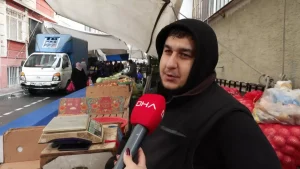 Fırtına Pazarcılara Zor Anlar Yaşattı