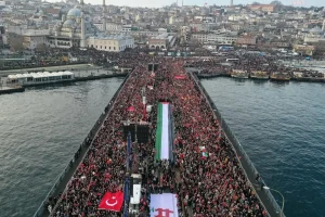 Galata Köprüsü’nde Filistin için büyük yürüyüş! İşte kapatılacak yollar