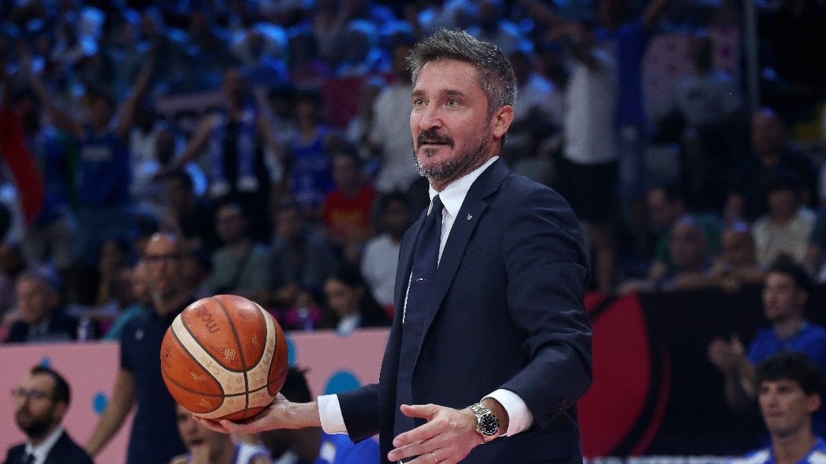 Galatasaray’da başantrenörlük görevine Gianmarco Pozzecco getirildi