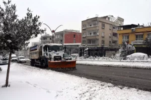 Gaziantep’te Kar Yağışı Ulaşımı Etkiledi