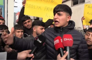 Gençler Başlık Parasına İsyan Etti