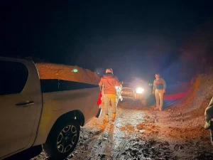 Gercüş’te Kar Yağışı Yolları Kapatmıştı