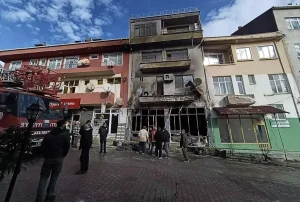 Gerze’de Motosiklet Tamirinde Patlama: 1 Ağır Yaralı