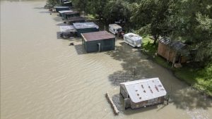 Güney Afrika’daki sellerde 37 kişi öldü