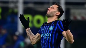 Hakan Çalhanoğlu, bir süre sahalardan uzak kalacak