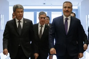 Hakan Fidan, Malezya Yetkilileriyle Görüştü