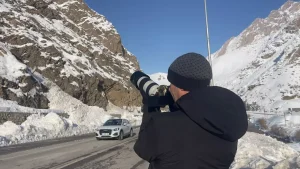 Hakkari’de Yaban Keçileri Açlıkla Mücadele Ediyor