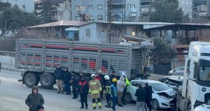 Hatay’da 11 araç birbirine girdi! Onlarca kişi yaralı