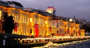 İBB’nin işlettiği tarihi yapıların ardından okullara da el attılar! Komple silkeleme