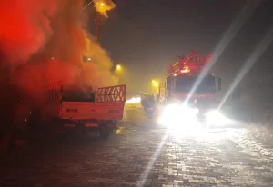 Iğdır’da Kamyonet Alev Alev Yandı