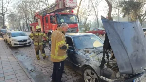 İnegöl’de Seyir Halindeki Otomobilde Yangın