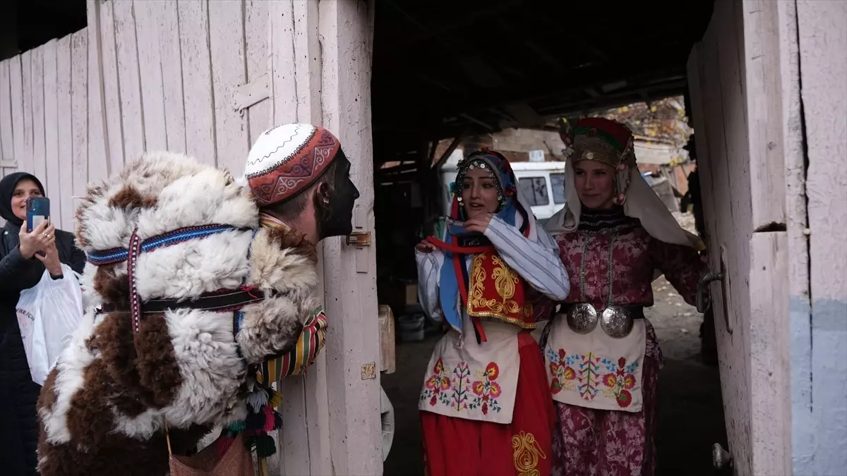 İnegöl’de ‘Toprağın Uykusu’ Etkinliği