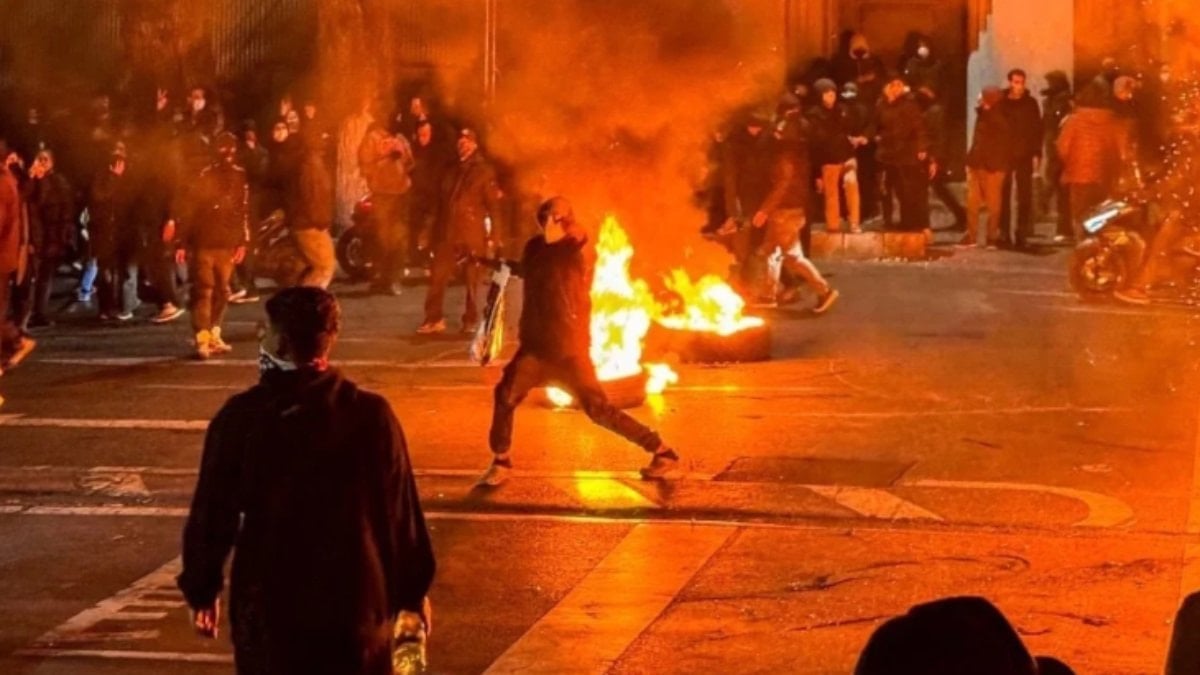 İran’daki protestoların bilançosu ağırlaşıyor: Ölü sayısı 2 bin 615’e yükseldi