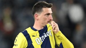 İrfan Can Kahveci ve Çağlar Söyüncü’den Mert Hakan Yandaş’a destek