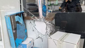 İskenderun’da Taş Atan Şüpheli Tutuklandı