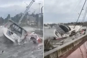 İstanbul’u fırtına vurdu! Dev dalgalar tekneyi oyuncak gibi savurdu
