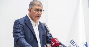 İzmir Belediye Başkanı “DSİ yalan söylüyor” dedi, ertesi gün su izni çıktı