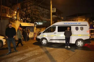 İzmir’de Hırsızlık Kanlı Bitti: 81 Yaşındaki Adam Öldürüldü