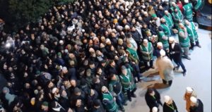 İzmir’in en yoksul ve kalabalık ilçesinde tarikat üssü