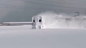 Japonya’nın kuzeyinde kar alarmı