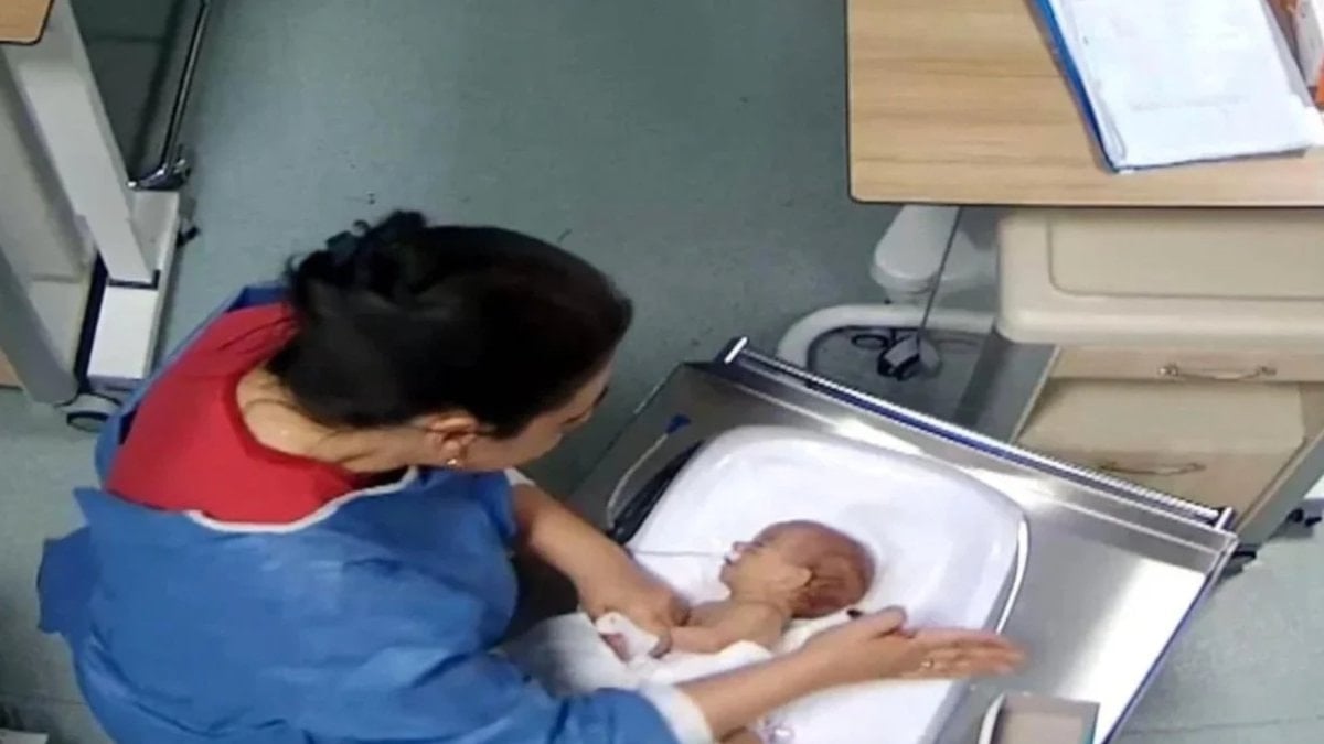 Kahramanmaraş’ta yenidoğan bebeği darbeden hemşire tutuklandı