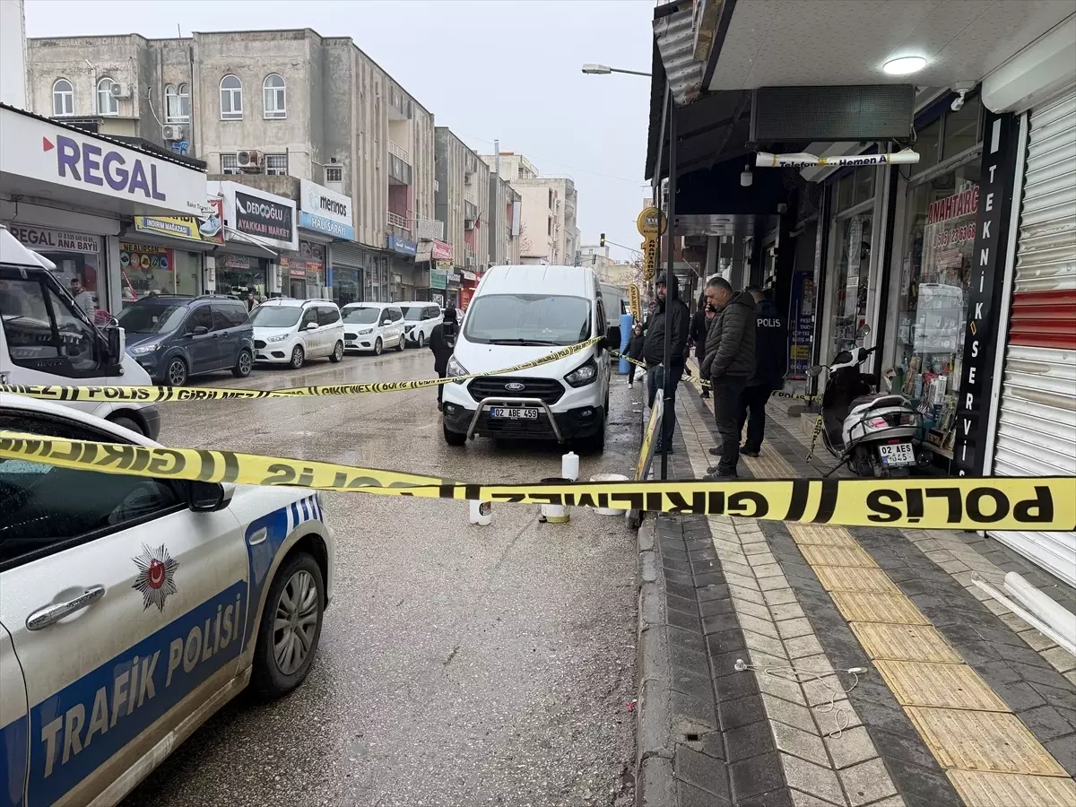 Kahta’da Silahlı Kavga: 4 Yaralı